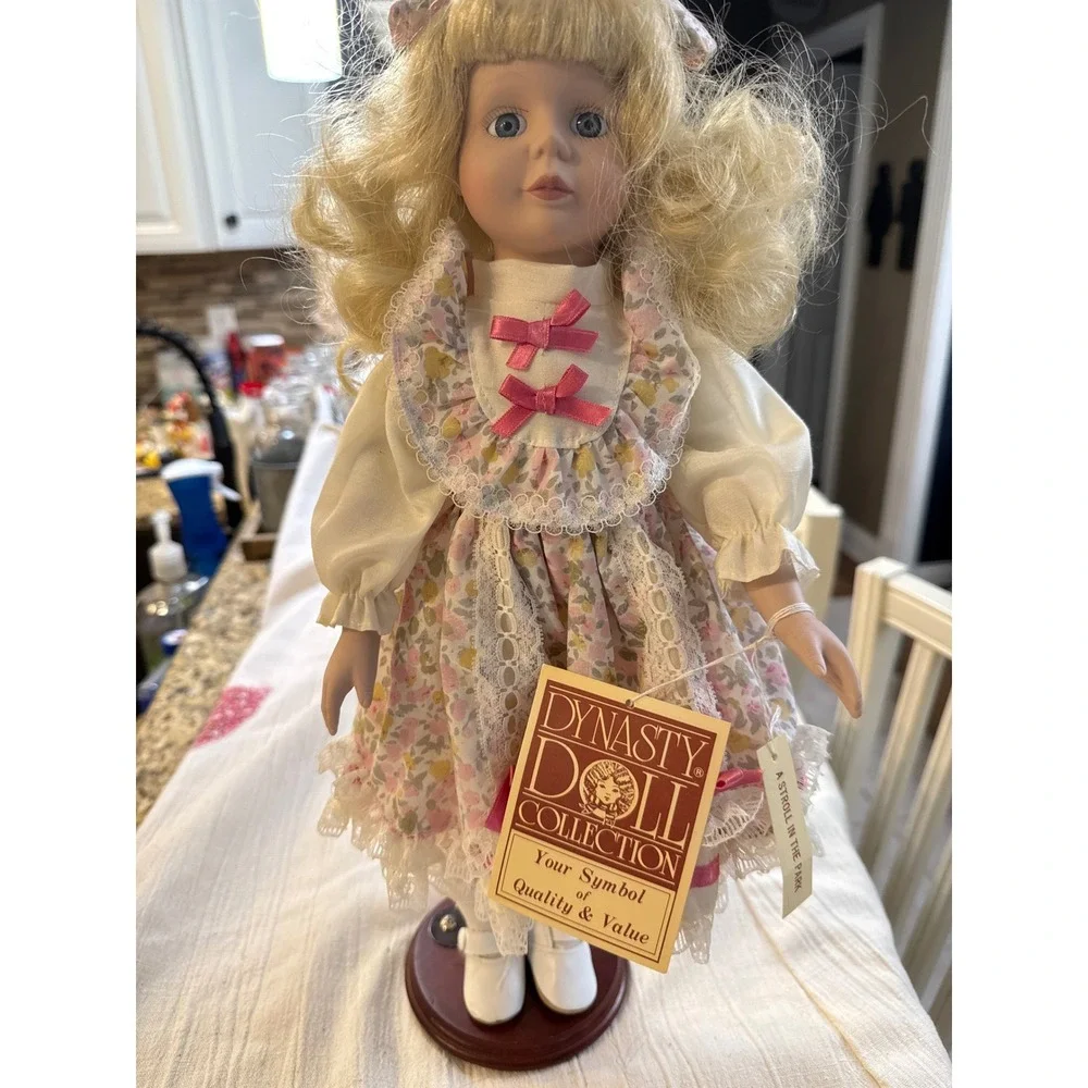 Dynasty Doll Collection A Stroll in the Park Porcelain Doll Blonde Blue Eyes 16